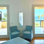 Appartamento Panoramic Seaview Pool