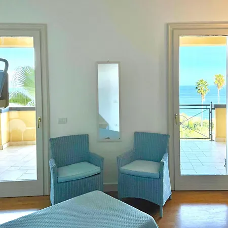 アパート Panoramic Seaview Pool